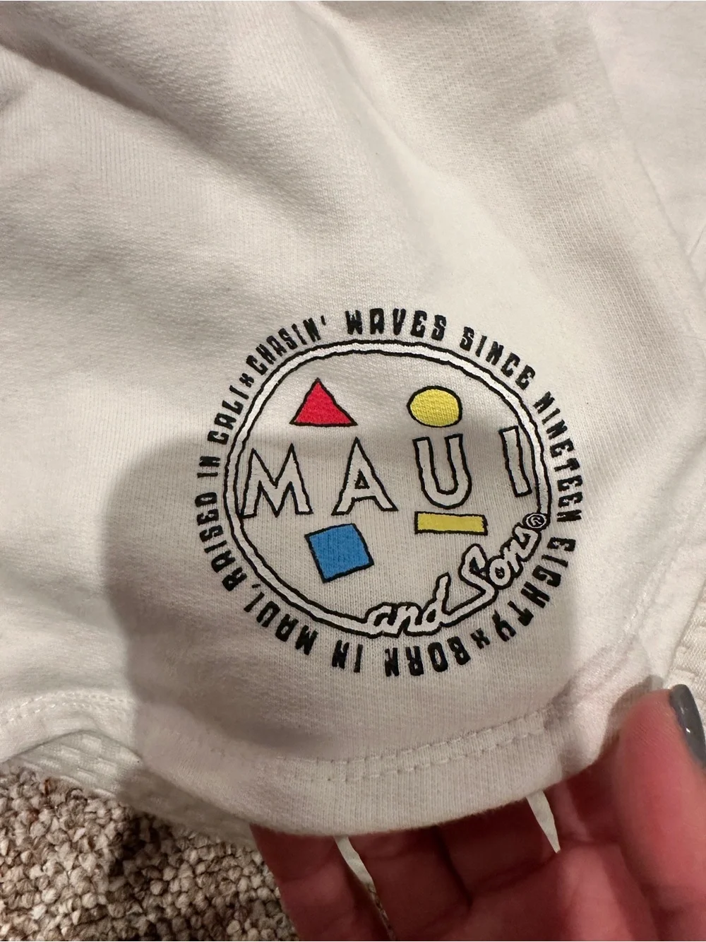 Zara t shirt size 9-10 and shorts size 11-12. White with Maui logo design